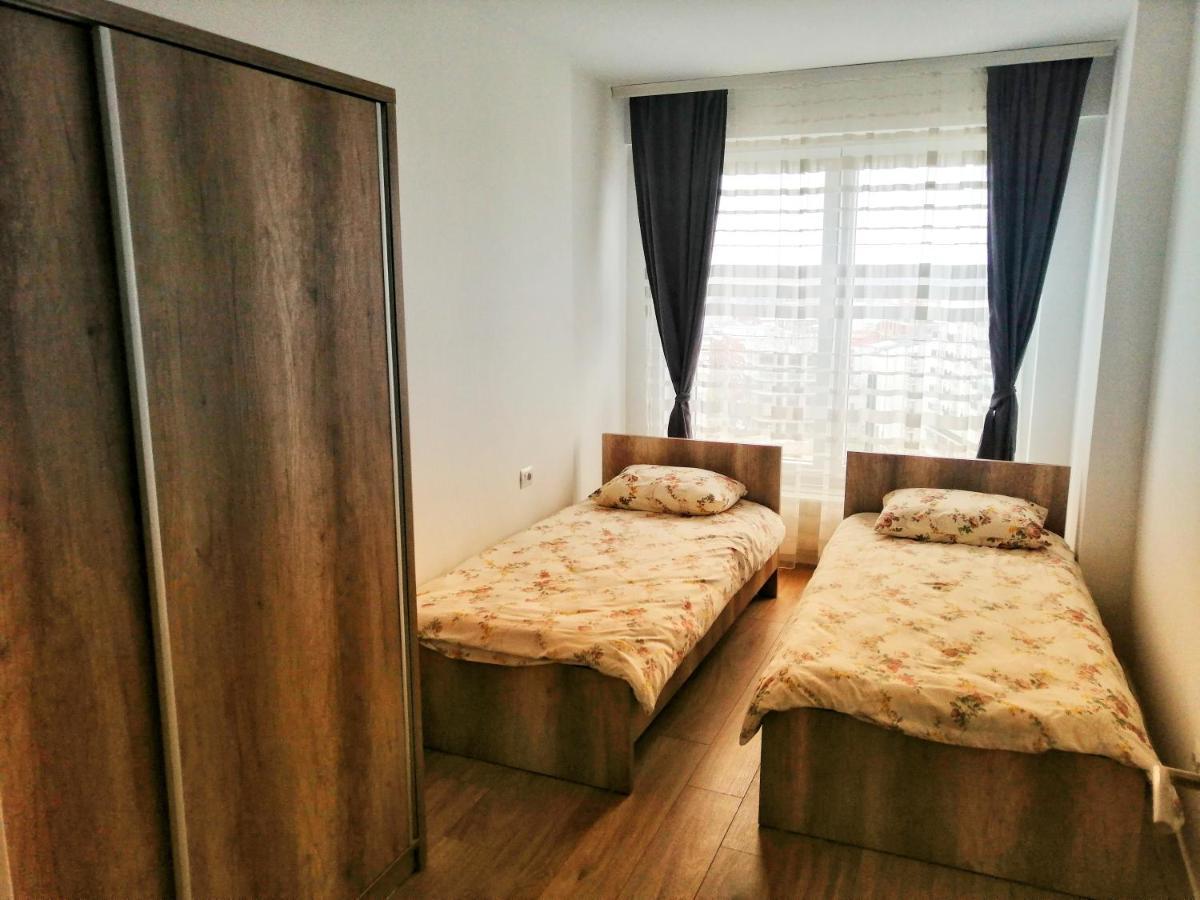 Sunflower Apartments Priştine Dış mekan fotoğraf