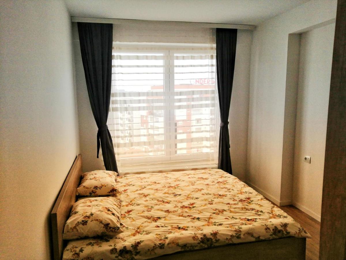 Sunflower Apartments Priştine Dış mekan fotoğraf