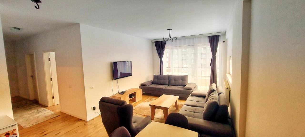 Sunflower Apartments Priştine Dış mekan fotoğraf