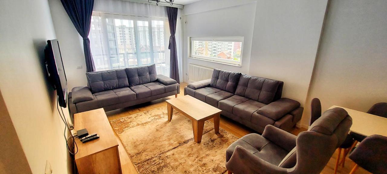 Sunflower Apartments Priştine Dış mekan fotoğraf