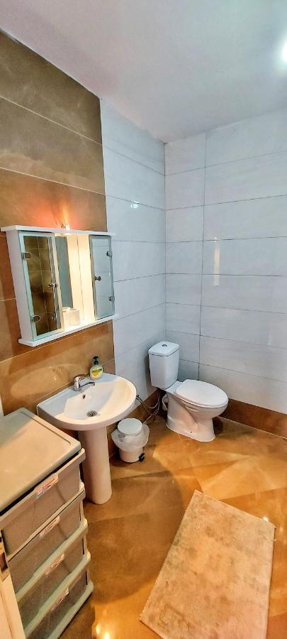 Sunflower Apartments Priştine Dış mekan fotoğraf