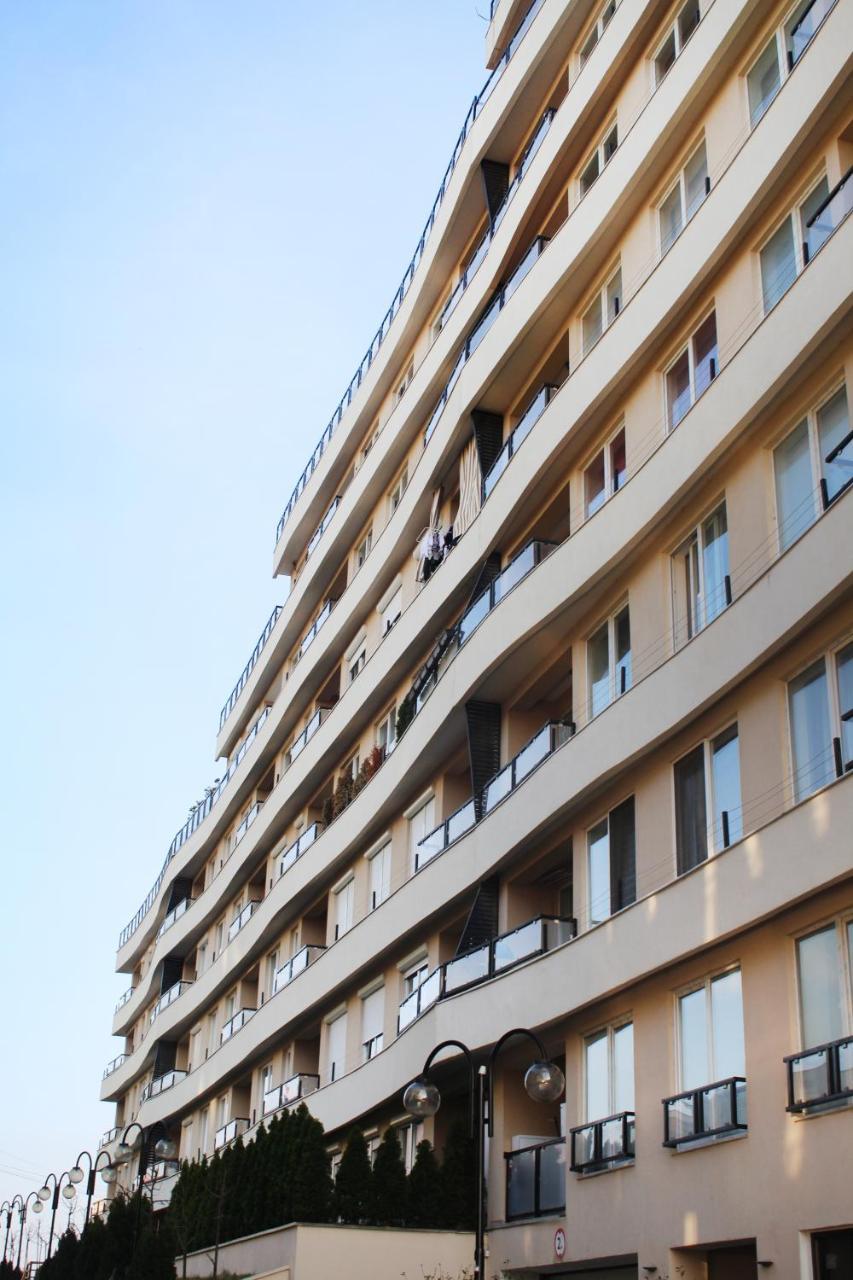 Sunflower Apartments Priştine Dış mekan fotoğraf